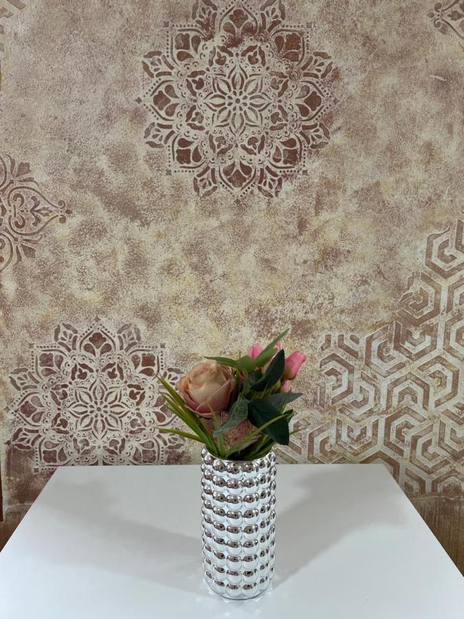 Aloha Apartment โนวีปาซาร์ ภายนอก รูปภาพ